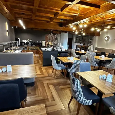 Konukevi Sekula*** 3*
