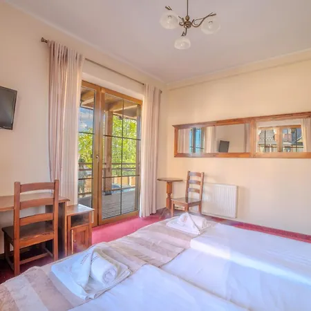 Sekula*** Gasthuis 3*