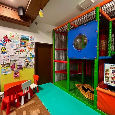 Sekula*** Gasthuis 3*